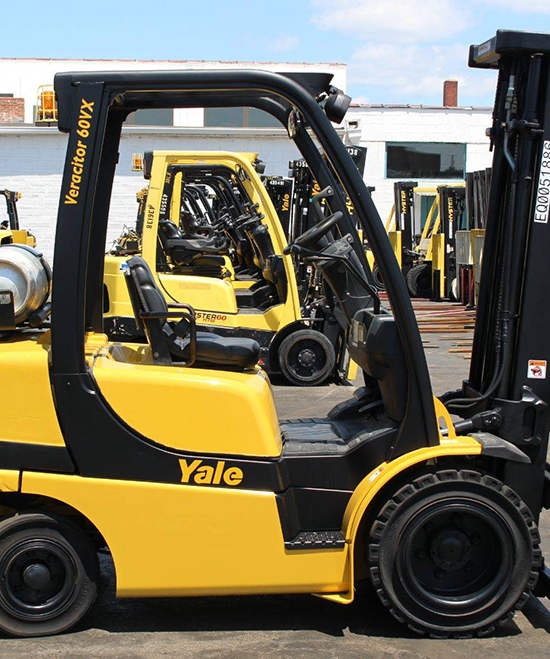 Montacargas Yale Todo Terreno 6000 Libras